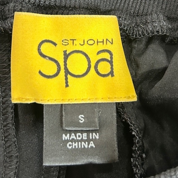 St. John Spa Black Ribbed Cuff Cropped Pants | Drawstring Waist | Size Small - Picture 6 of 7